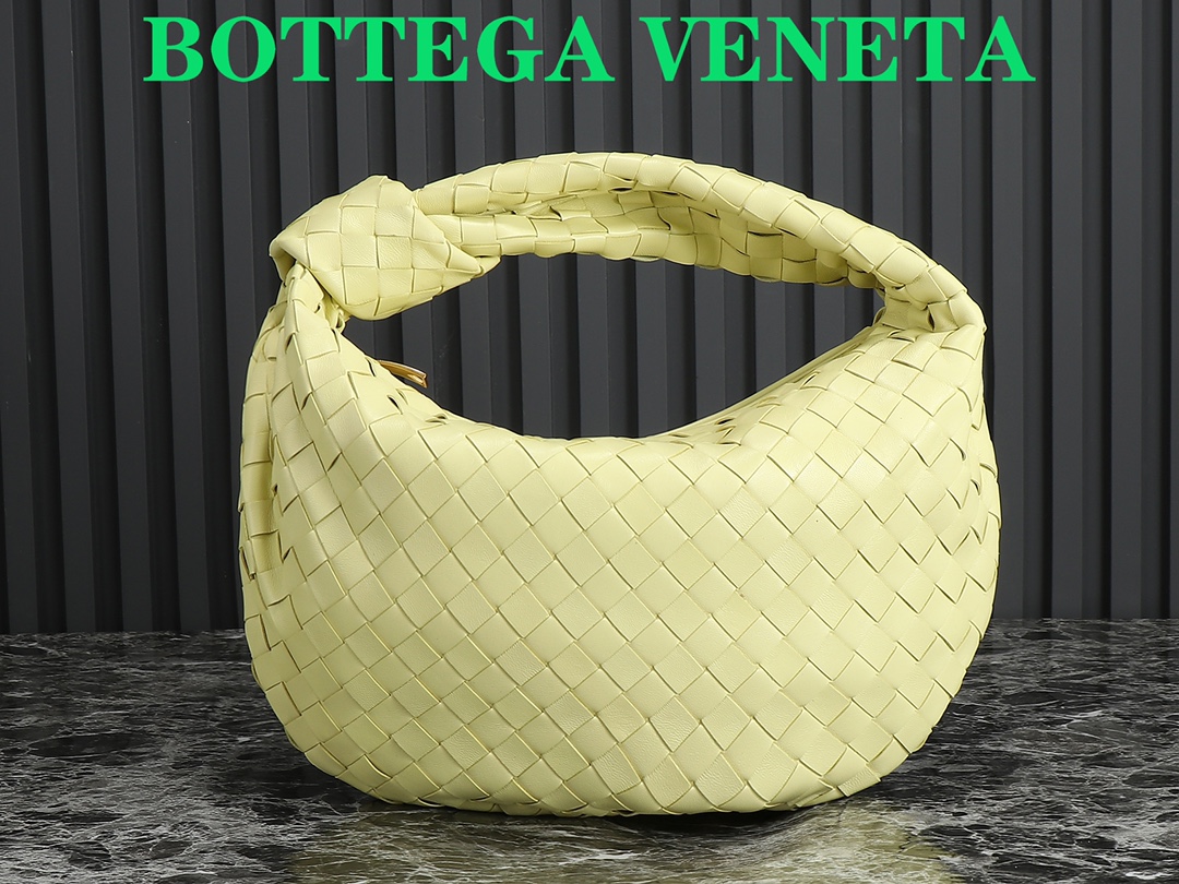 Bottega Veneta Hobo Bags